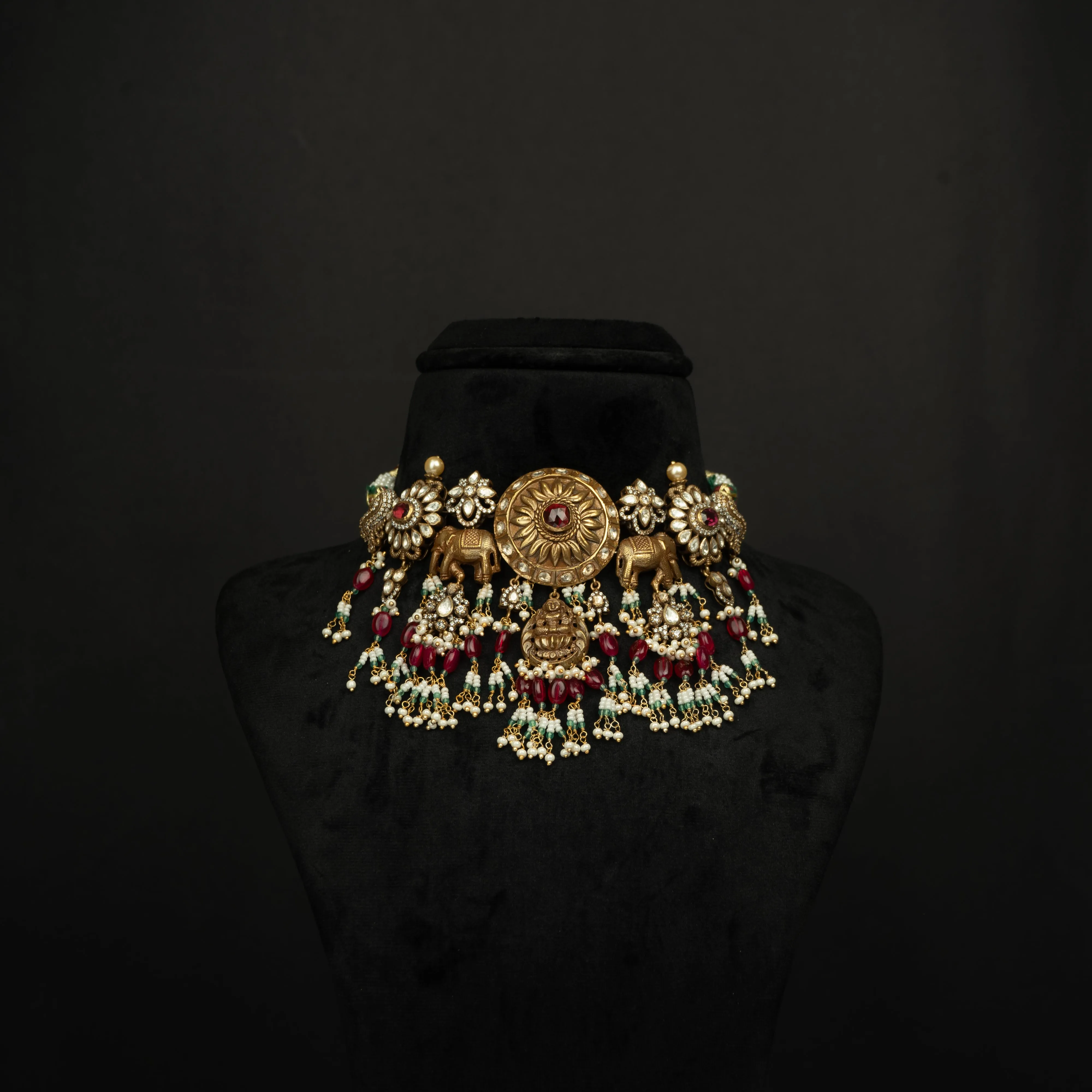 Aarza Silver Choker