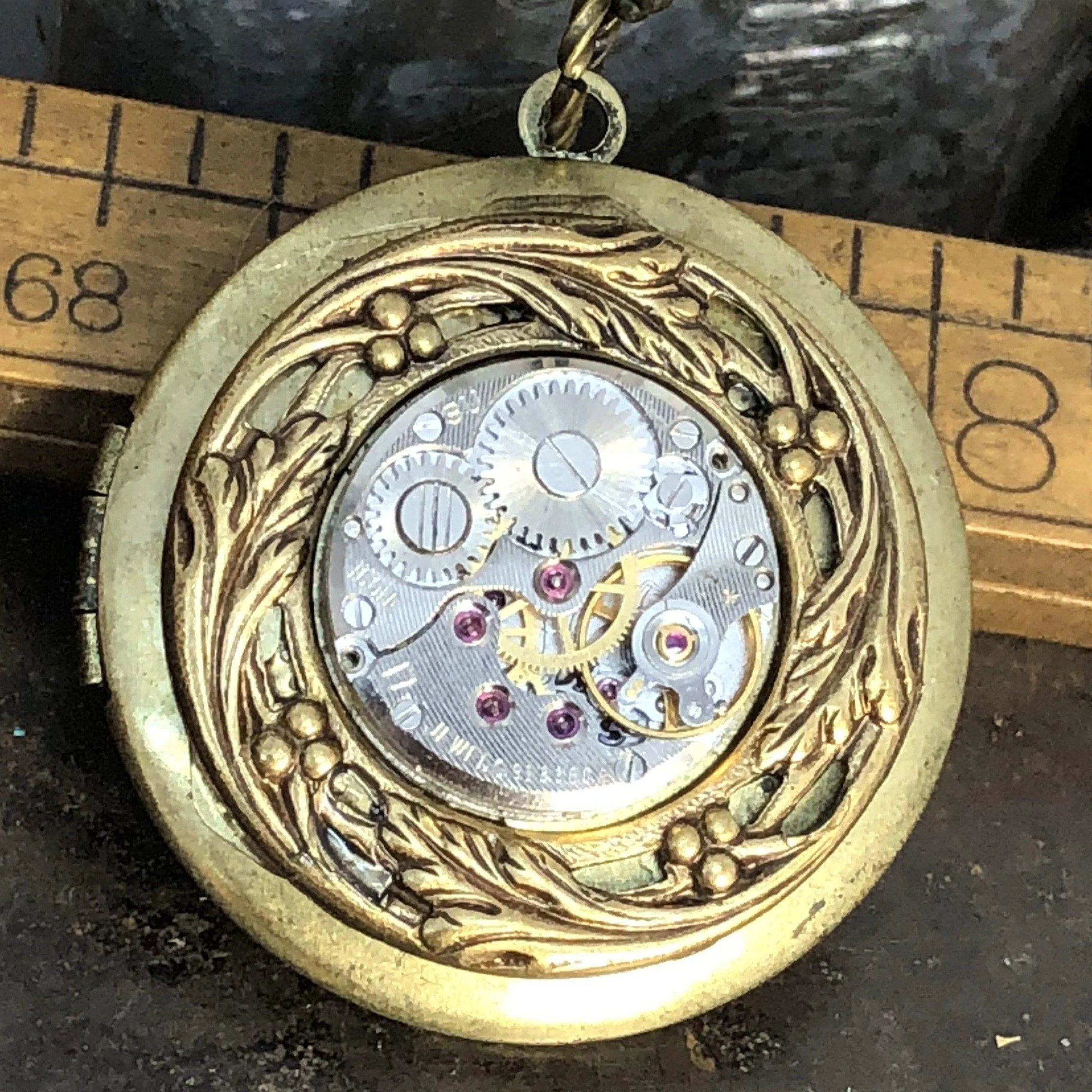 Adele, Round Filigree Steampunk Locket