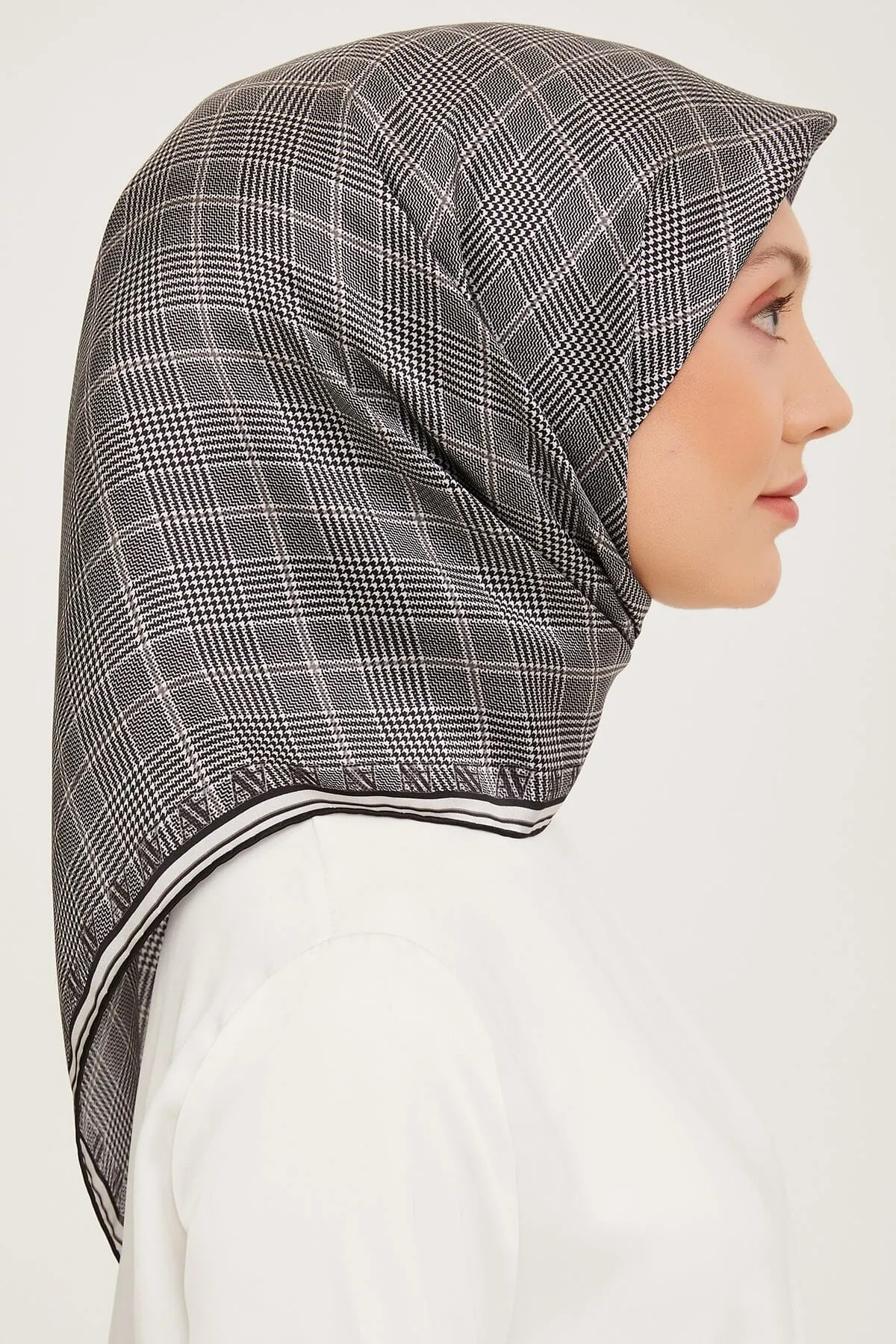 Armine Legian Women Silk Scarf #5