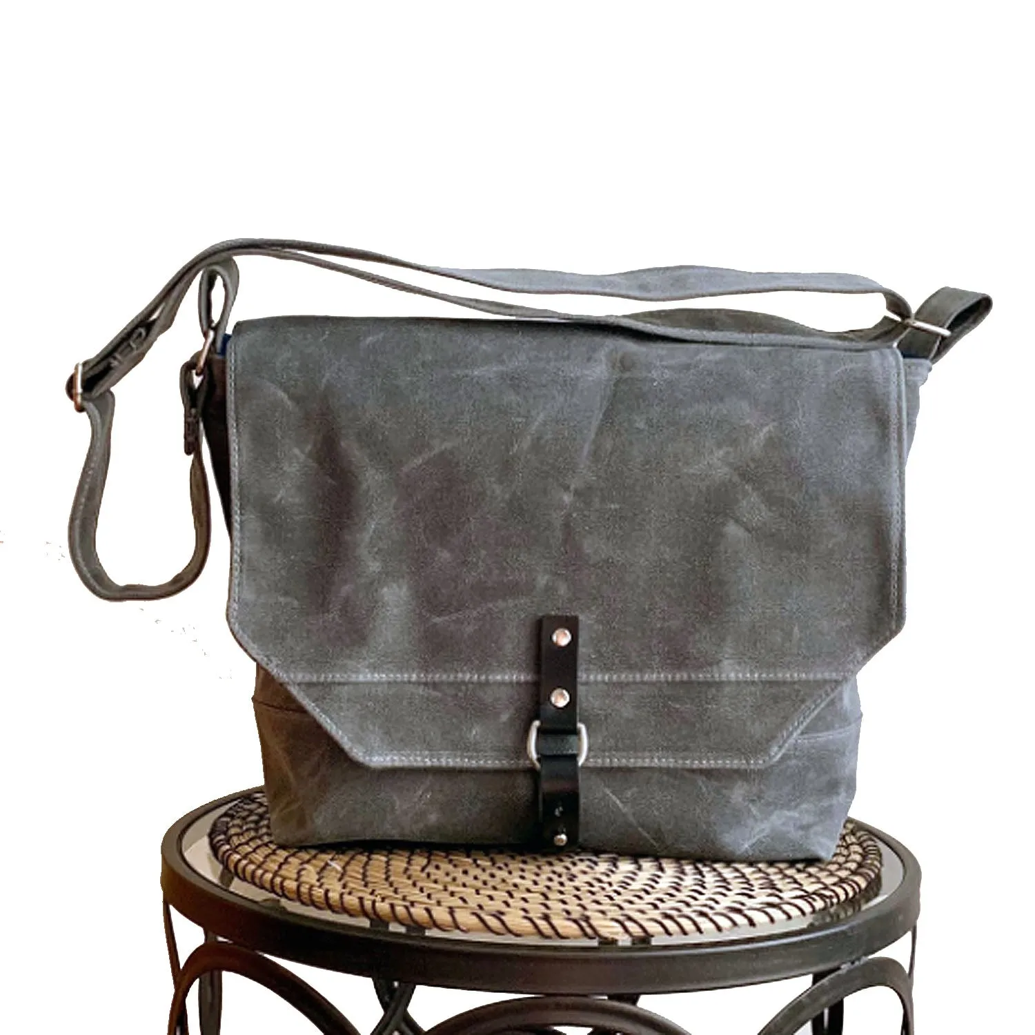 Englewood Waxed Canvas Mens Field Bag - Gray Messenger Bag