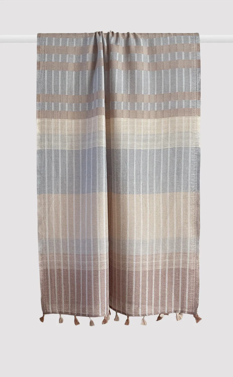 Hazelnut Tassels