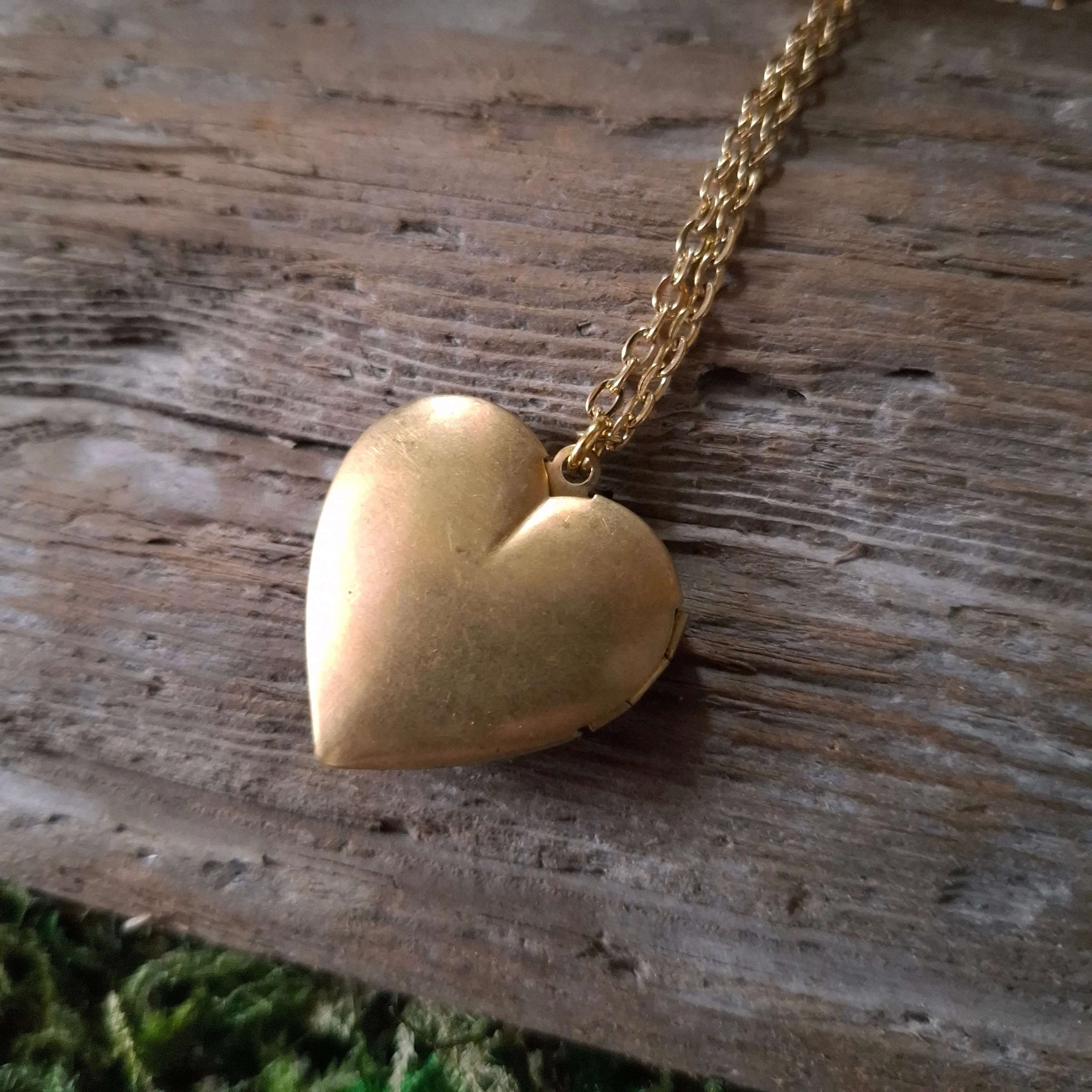 Heart-shaped Vintage Locket