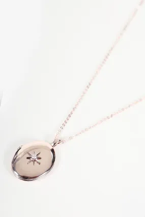 Locket Pendant Necklace in Rose Gold