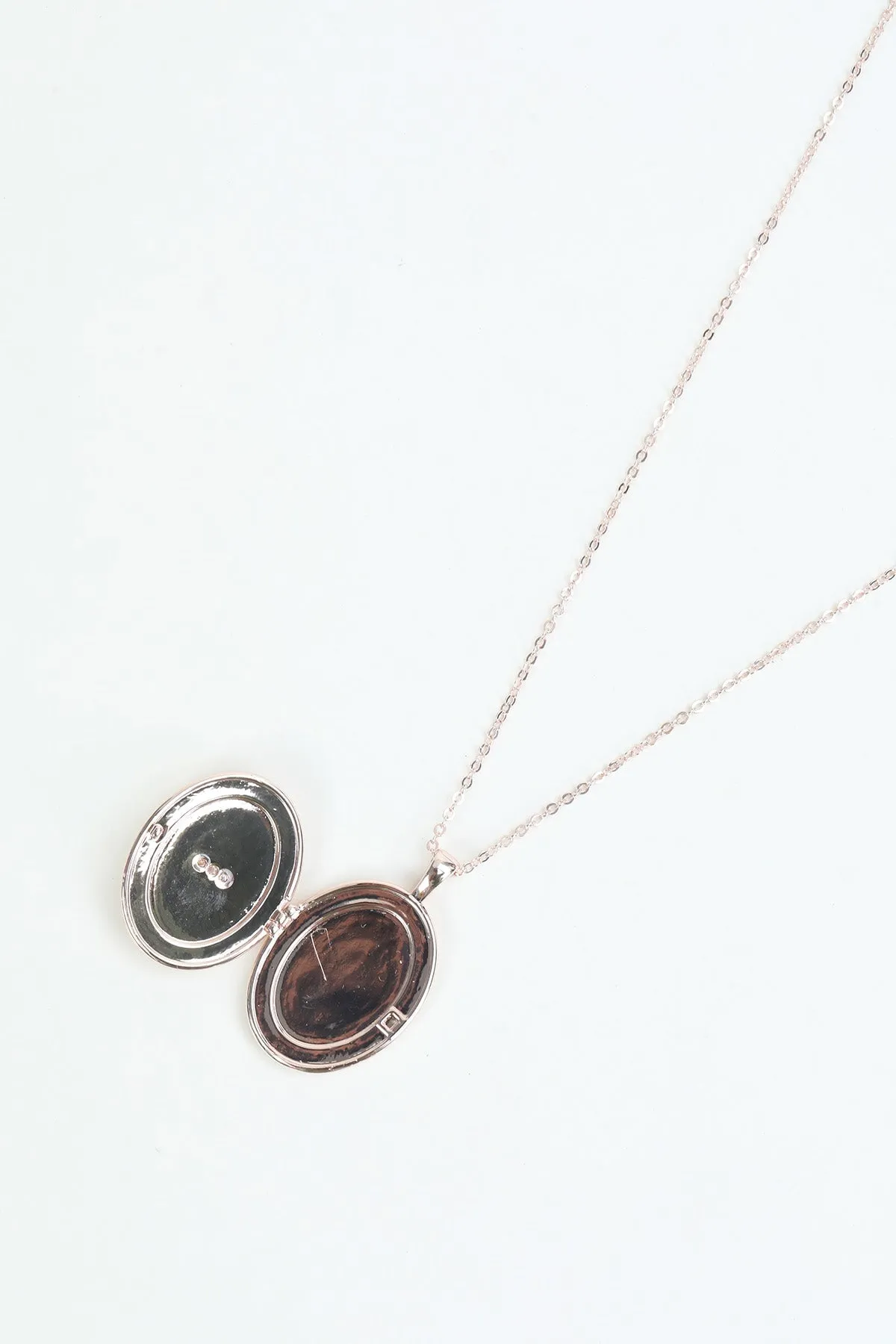 Locket Pendant Necklace in Rose Gold
