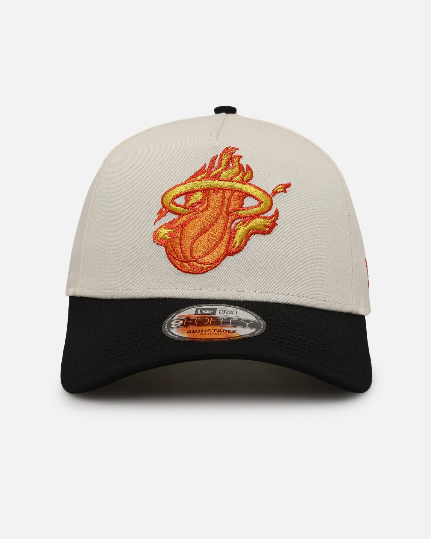New Era Miami Heat 'Flame' 9FORTY A-Frame Snapback Chrome White/Black