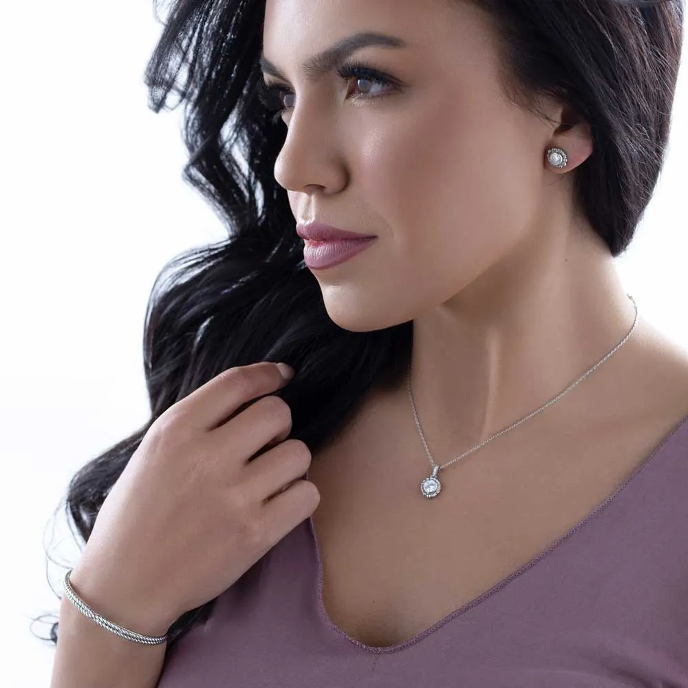 Quiet Elegance Crystal Necklace