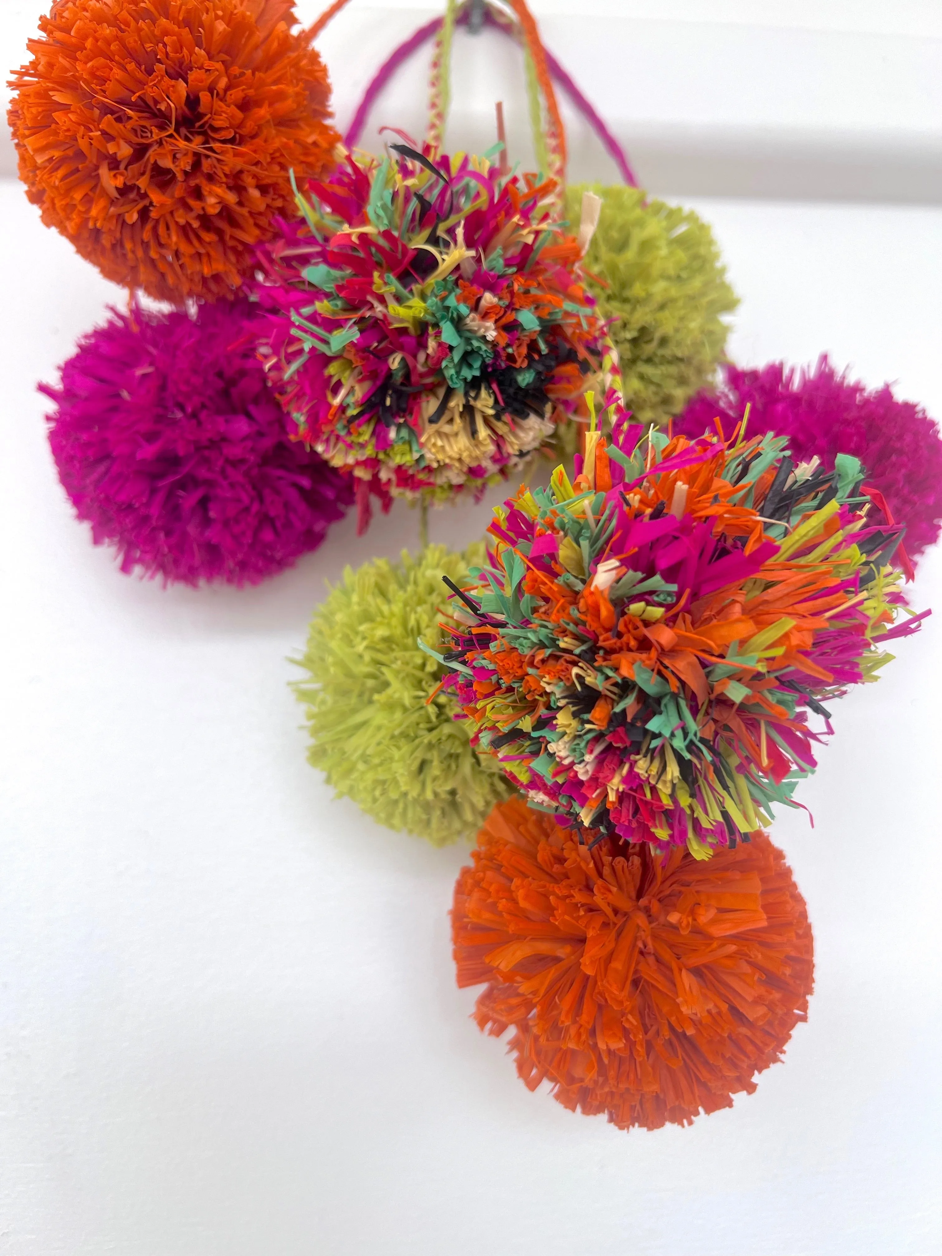 Raffia Pom Poms & Tassels - 16 colours