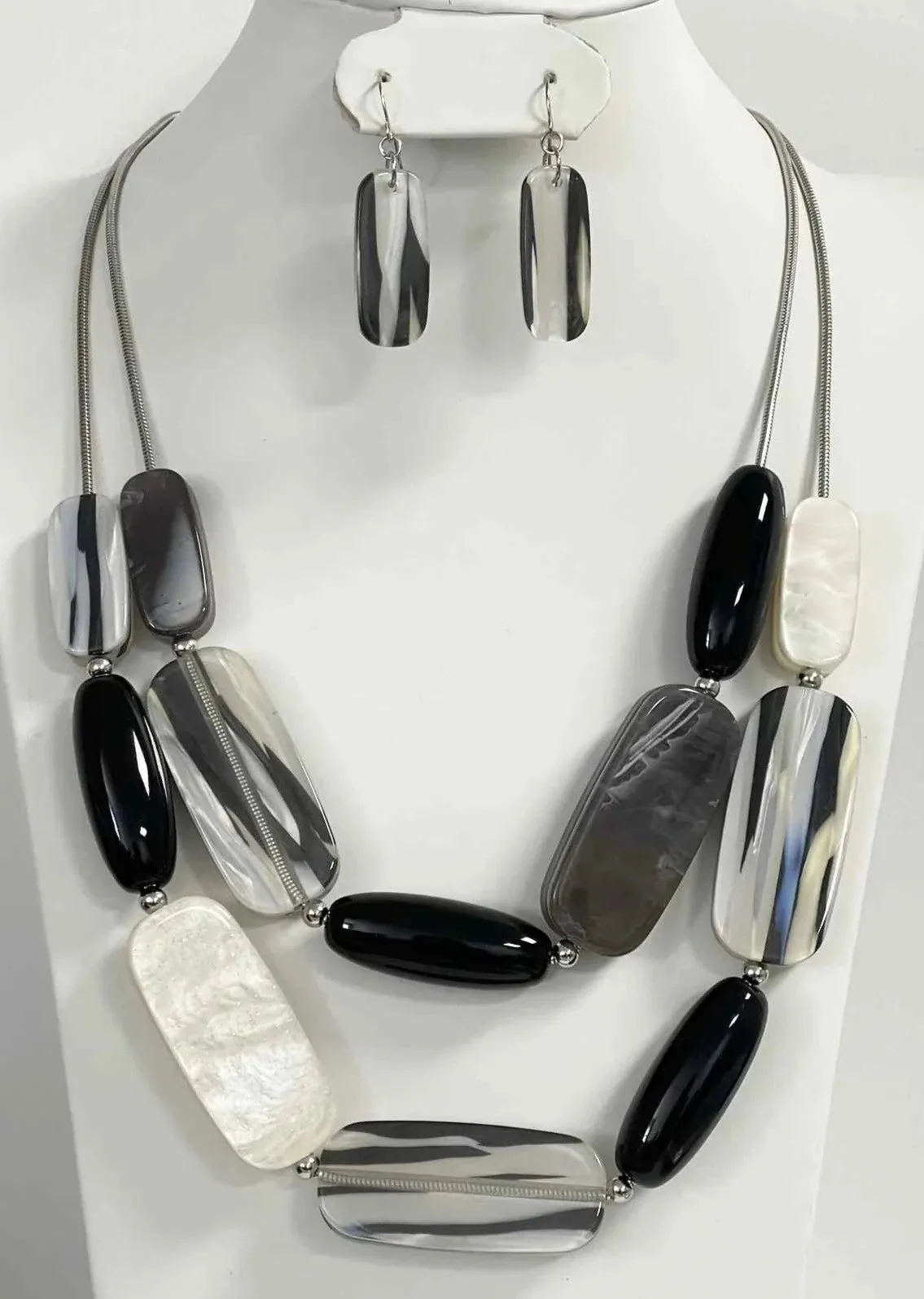 THE LUXE NK GLAM GIRL LUXURY JEWELRY & ACCESSORIES - MULTI LAYER STATEMENT PIECE NECKLACE SET -VOLUME 1