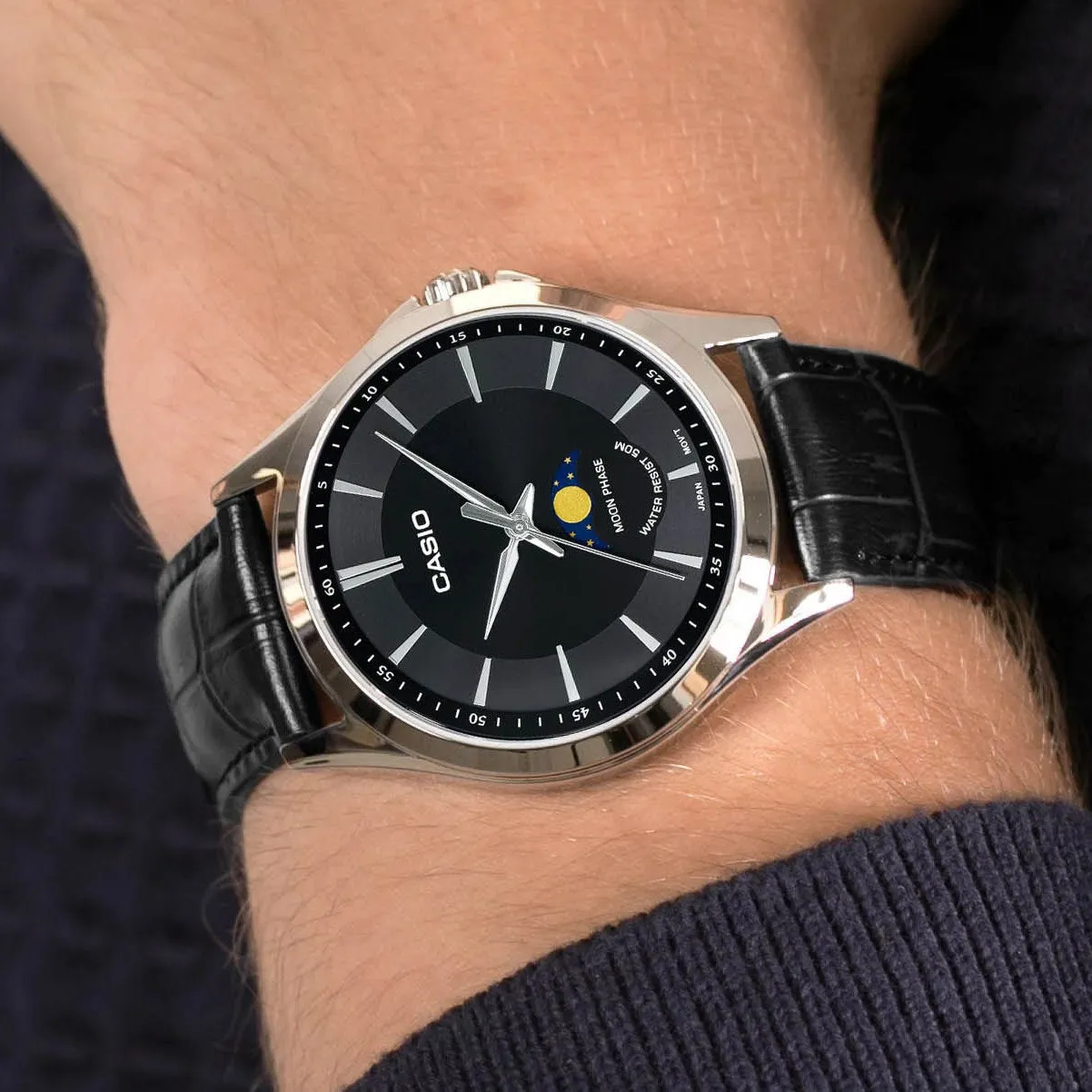 WW2476 Casio Standard Moon Phase Leather Belt Watch MTP-M100L-1AVDF